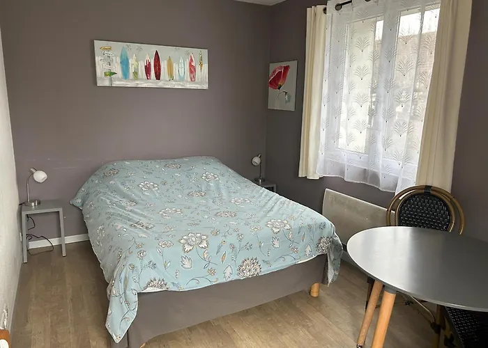Studio 6 Versoie Avec Parking